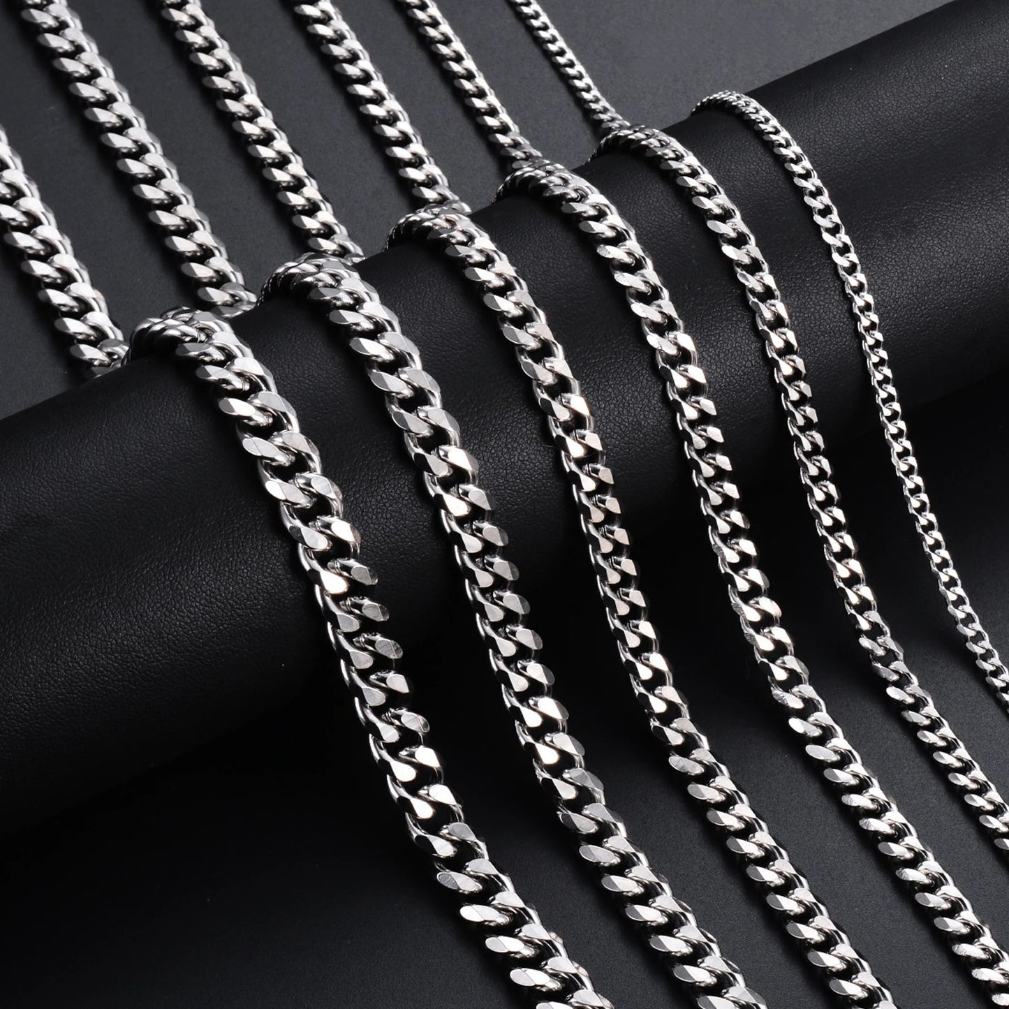 Cuban Link Chain - 4mm
