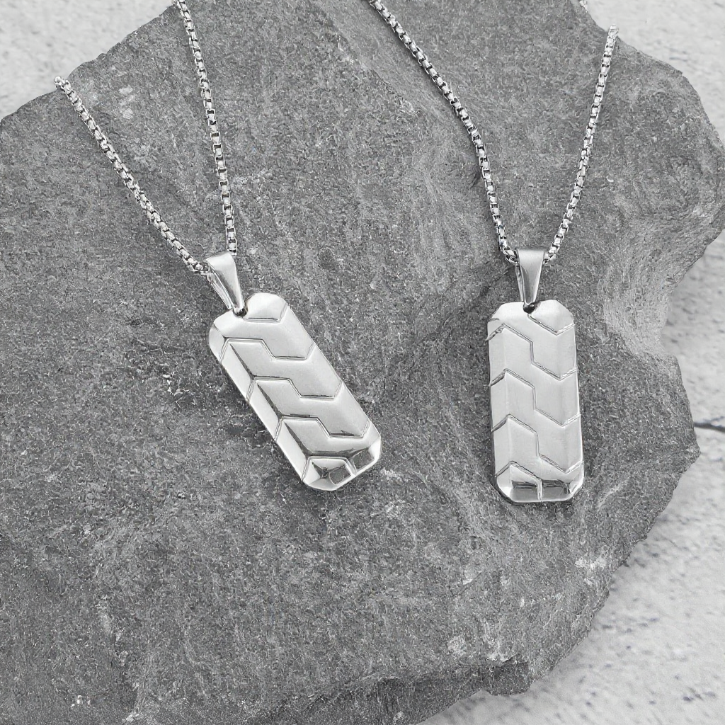 Vanguard Pendant